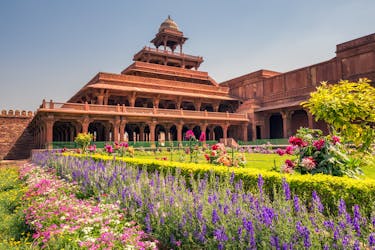 An enchanting two-day road trip from Delhi to Agra
